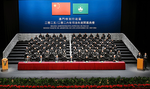 特首：以司法溫情化解社會矛盾